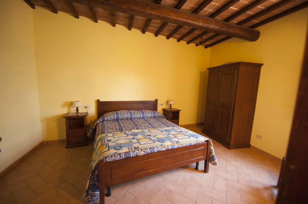 Agriturismo Tenuta Di Biscina Экстерьер фото