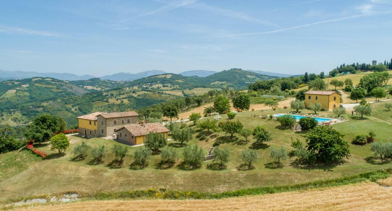 Agriturismo Tenuta Di Biscina Экстерьер фото